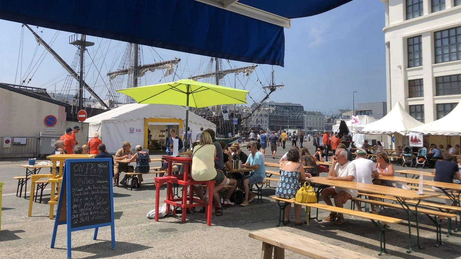 Terrasse le marché aux poissons
